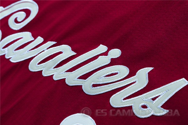 Camiseta Irving Christmas #2 Cleveland Cavaliers Rojo - Haga un click en la imagen para cerrar